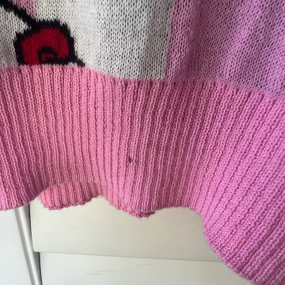 Hello Kitty Sanrio checkered sweater vest. Girls XXL - Picture 7 of 8